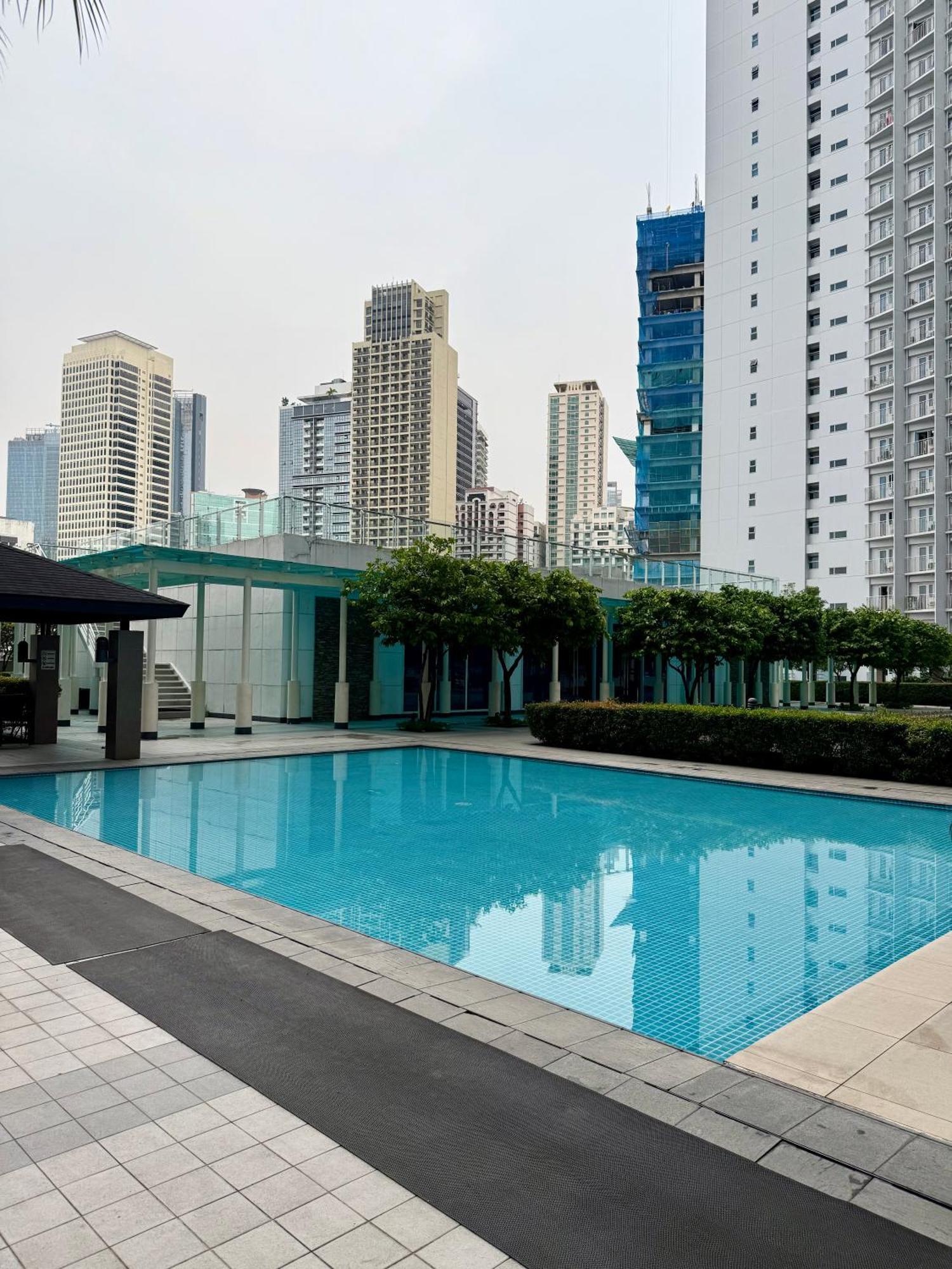 Serene Suite In Jazz Residences Makati City Ngoại thất bức ảnh