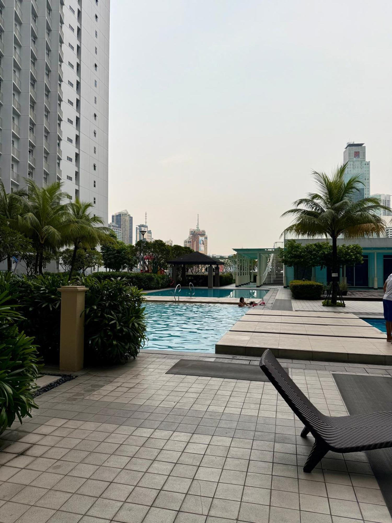 Serene Suite In Jazz Residences Makati City Ngoại thất bức ảnh